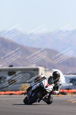 media/May-12-2024-SoCal Trackdays (Sun) [[ad755dc1f9]]/7-Turn 16 (915am)/